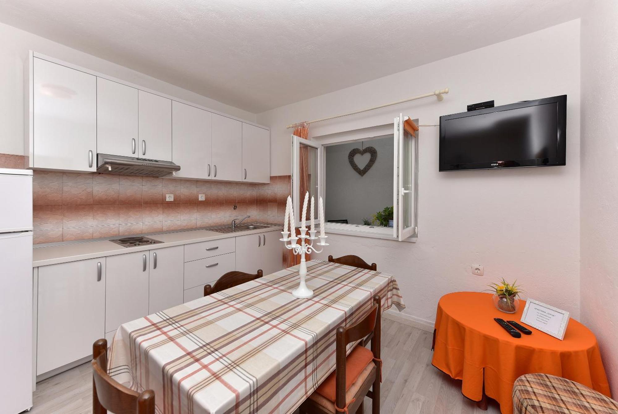 Apartment Sofija Макарска Экстерьер фото