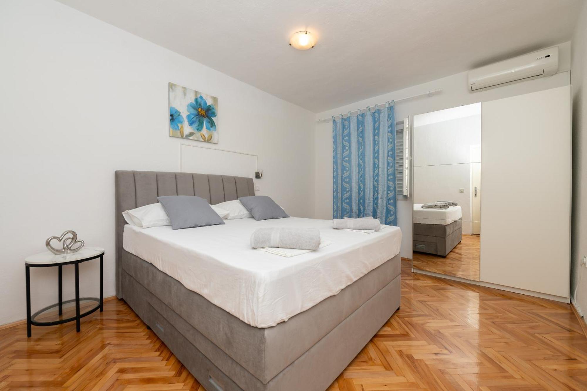 Apartment Sofija Макарска Экстерьер фото